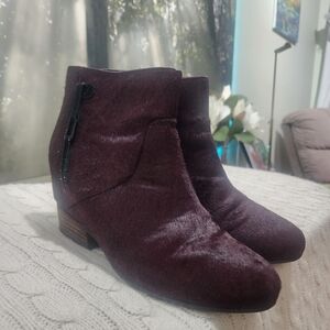 Burgundy Leather Hidden Wedge Poni Hsir. Boots